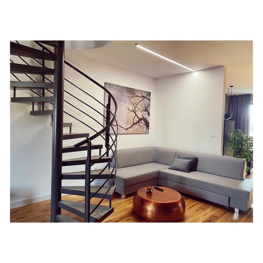 Apartman Zara โคมาร์โน ภายนอก รูปภาพ