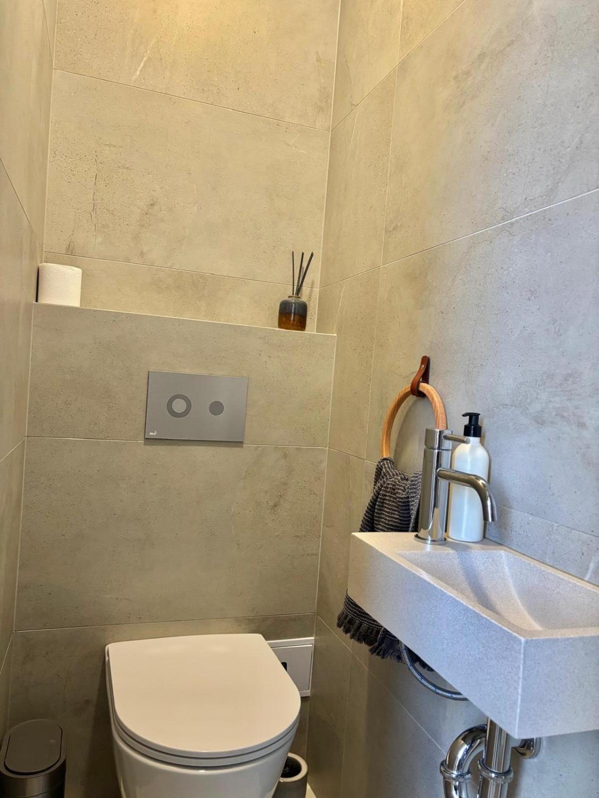 Apartman Zara โคมาร์โน ภายนอก รูปภาพ